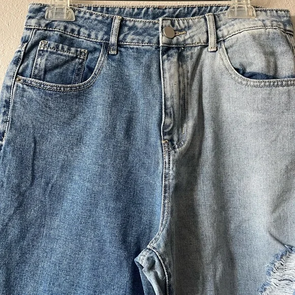 Shein, Women’s Two Tone Blue Distressed Wide Leg Jeans High Rise, Size L - Picture 3 of 7